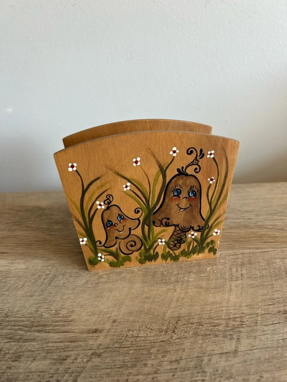 Vintage‎ Hand Painted  MCM Wood Mushroom  Napkin Letter Holder Woodland Fairy